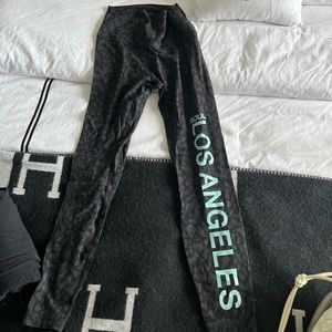 soulcycle lululemon leggings make an offer!